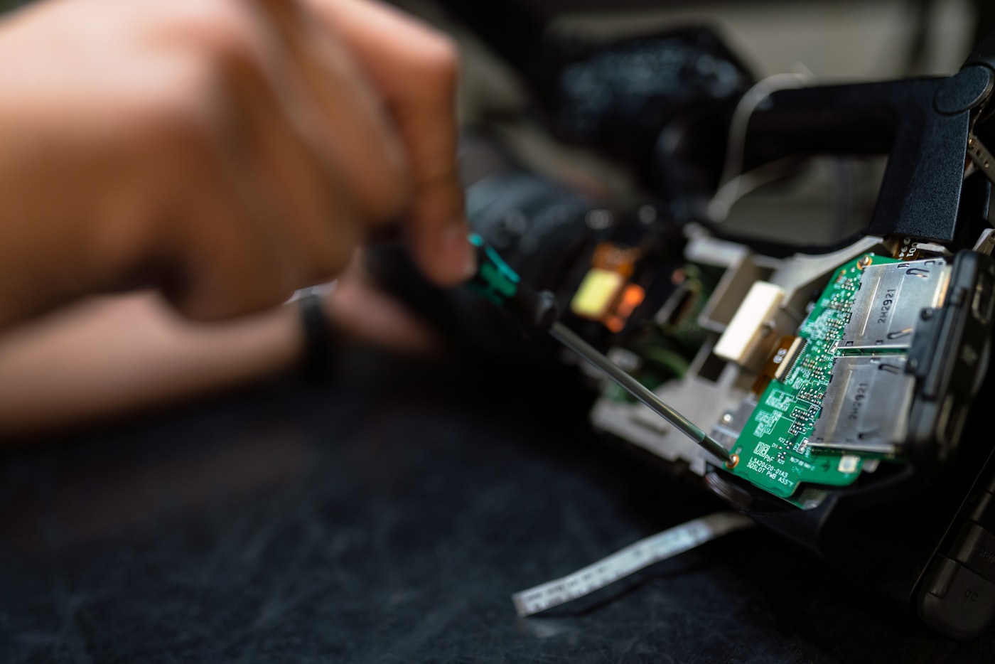 Circuit-board service work on electronic equipment